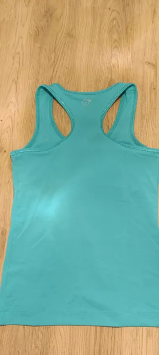 Top deportivo Puma