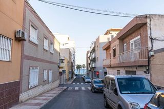 Piso en venta en El Puerto - Romanilla en Roquetas de Mar