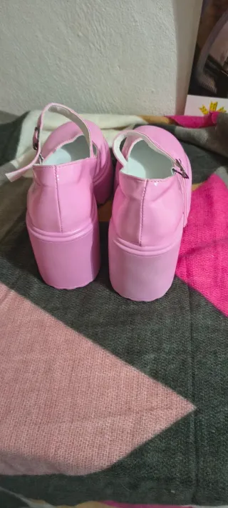 Zapatos de plataforma rosas