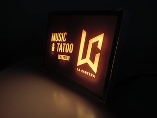 Lampada al Neon LC Music & Tatoo Studio