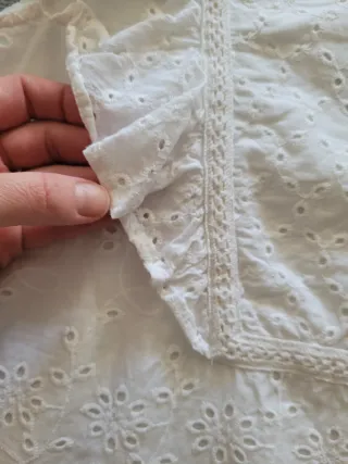 Blusa tirantes blanca bordada