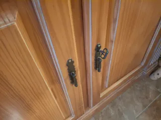 Mueble de comedor de madera maciza