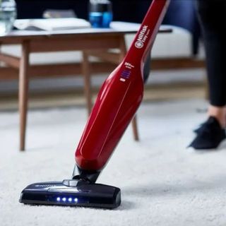 Aspirador Nilfisk EASY 170W Rojo