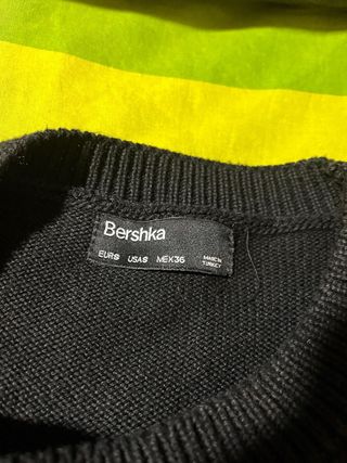 Jersey Bershka Negro