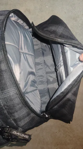 Maleta DAKINE Roller 90L Negra/Gris