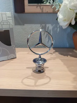 Estrella Mercedes Benz Cromada