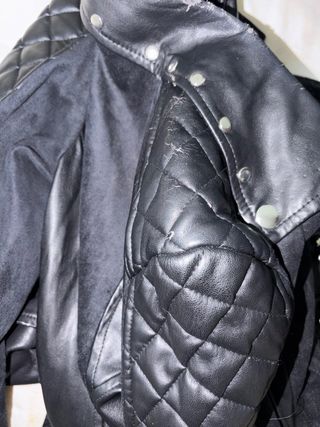 Chaqueta Biker Negra con Tachuelas