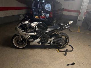 Yamaha R1 2006 Deportiva