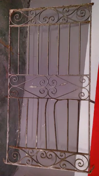 Rejas de forja estilo modernista