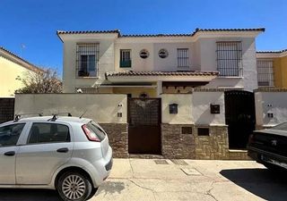 Casa adosada en venta en Las Palmeras-Dehesilla en Sanlúcar de Barrameda