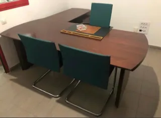 Mesa oficina y 3 sillas
