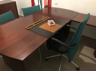 Mesa oficina y 3 sillas