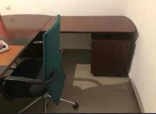 Mesa oficina y 3 sillas