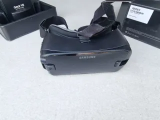 Samsung Gear VR con mando