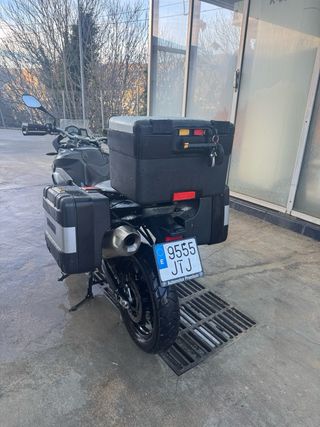 BMW F 700 GS  ( motor 796 cc ) impoluta