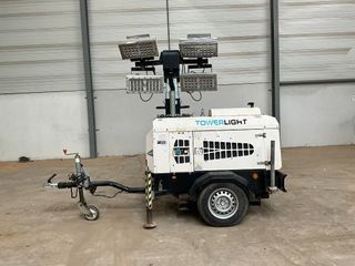 Torre de luz para obras