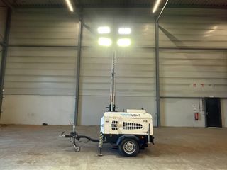 Torre de luz para obras