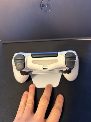 Controller PS4 con leve XtremeRate e joystick magnetico