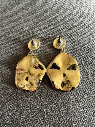 Pendientes dorados Parfois mujer
