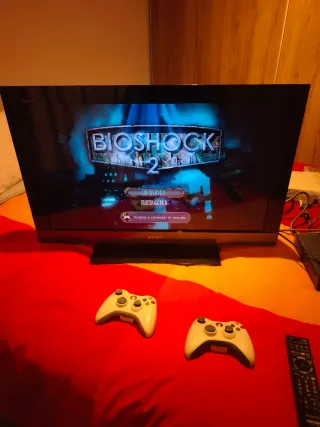 Xbox 360 20GB Blanca + Mandos y Cables