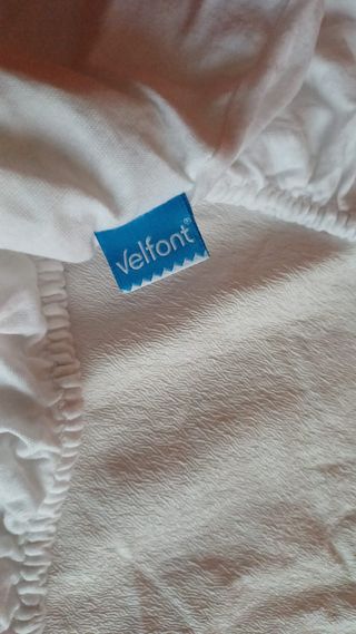 Protector impermeable mini cuna 77x50cm