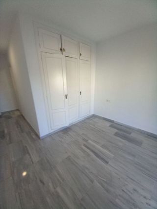Piso en alquiler en El Candado - El Palo en Málaga