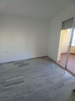 Piso en alquiler en El Candado - El Palo en Málaga