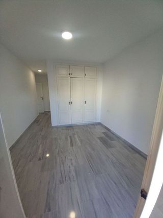 Piso en alquiler en El Candado - El Palo en Málaga