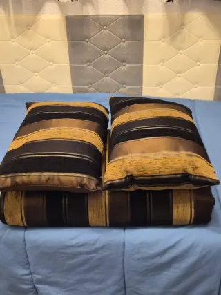 Cubre cama King Size con 2 almohadas