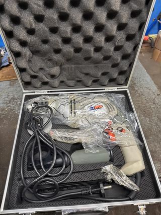 Taladro con maletín