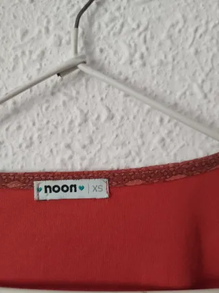 Blusa Noon color teja talla XS