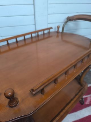 Camarera Vintage Madera y Metal