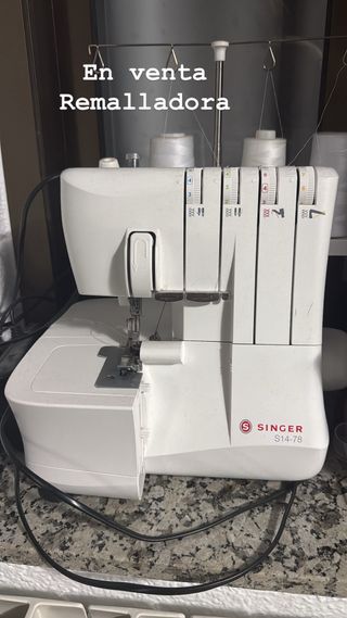Remalladora Singer S14-78