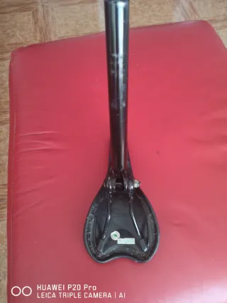 Sillín bicicleta con tija