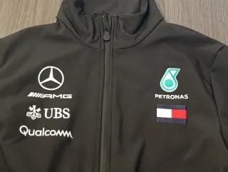 Chaqueta Tommy Hilfiger Mercedes AMG