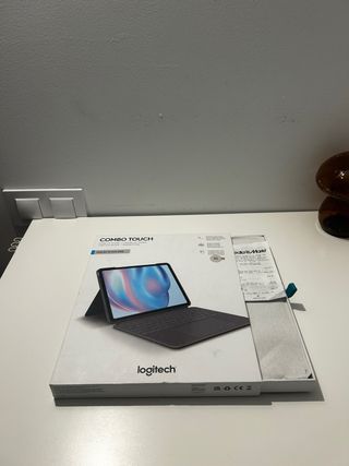 Logitech Combo Touch iPad Air 13" (M2) + Scontrino