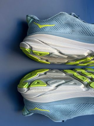 Hoka Clifton 9 Talla 39 1/3