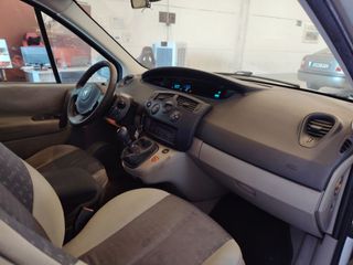 Renault Grand Scenic 2006