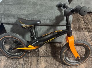 Bicicleta sin pedales infantil Lionelo