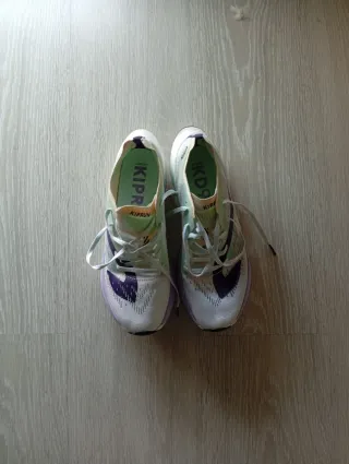 Zapatillas con placa de carbono talla 39 de correr