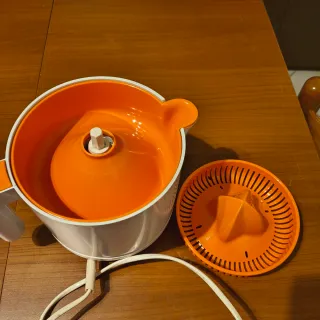 Spremiagrumi Termozeta Bianco/Arancio
