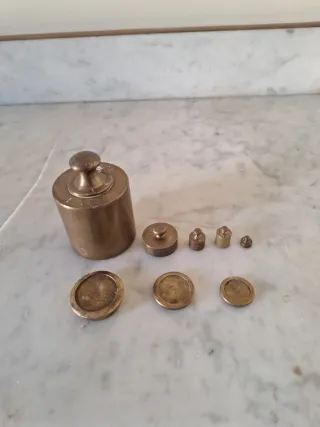 Set 8 Ponderales Latón