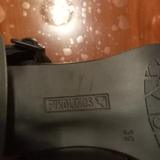 Sandalias Pikolinos Negras Mujer. Piel