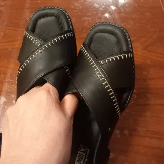 Sandalias Pikolinos Negras Mujer. Piel