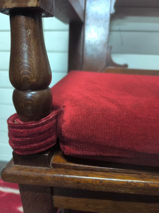 Banco de madera vintage. Iglesia.