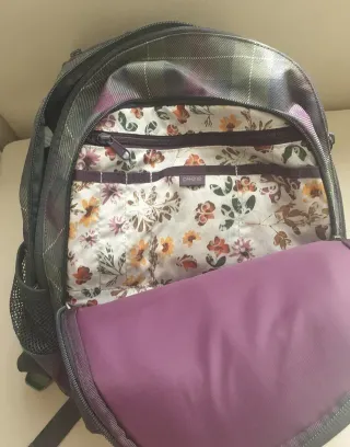 Mochila escolar Dakine “Academy” NUEVA – acolchada