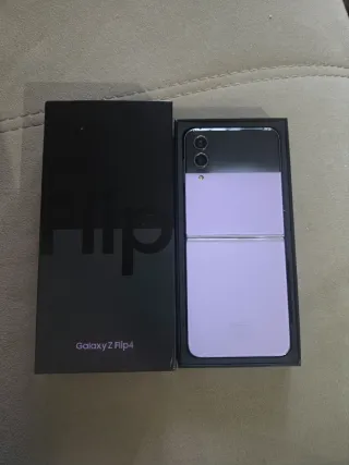 Samsung Galaxy Z Flip 4 Morado Caja Original