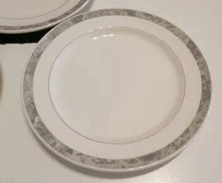 BONITO JUEGO DE 3 PLATOS DE ENSALADA,VILLEROY BOCH