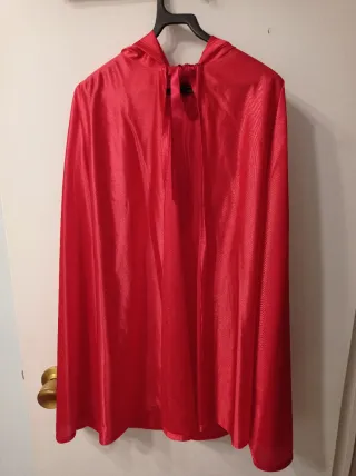 Disfraz Caperucita Roja: Capa y Falda