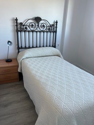 Cabecero de forja negro